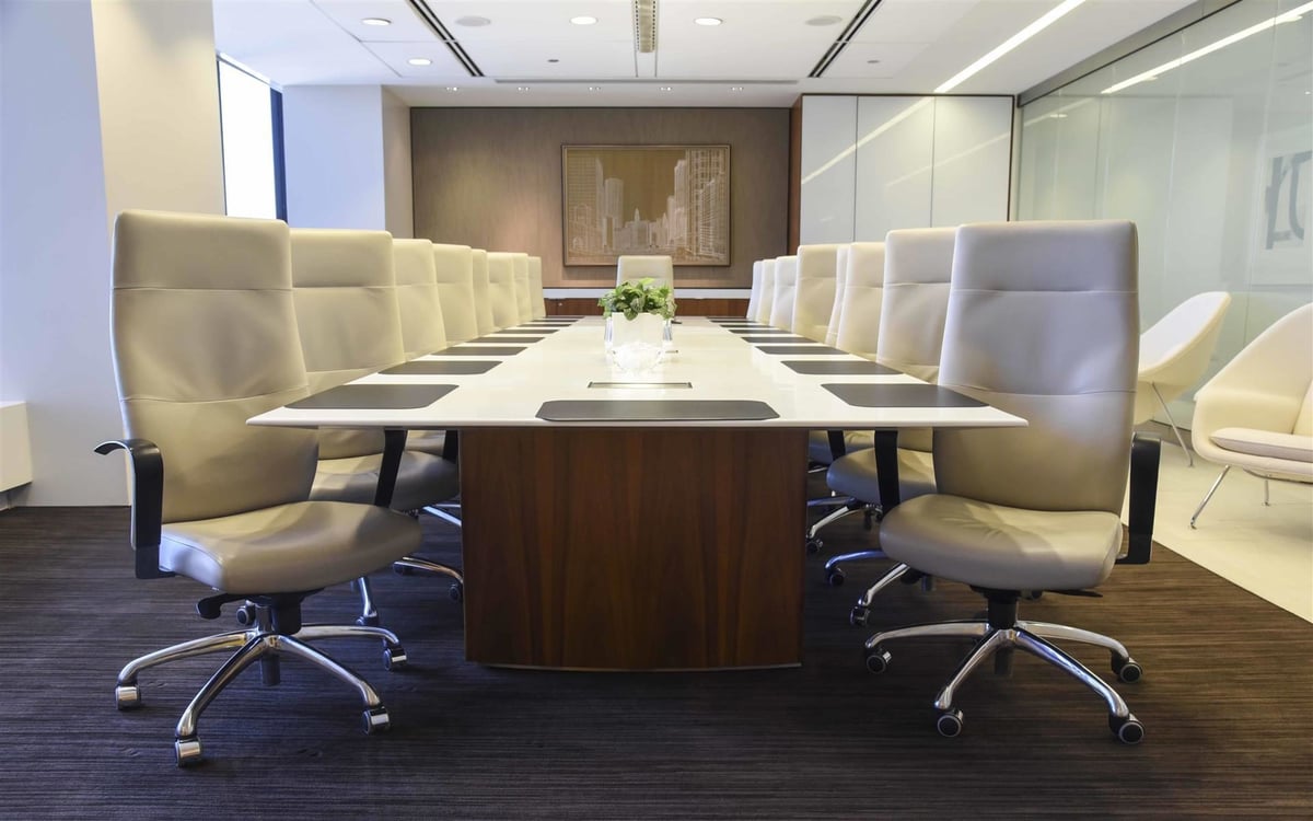 Looking for Meeting Rooms in the Willis Tower?